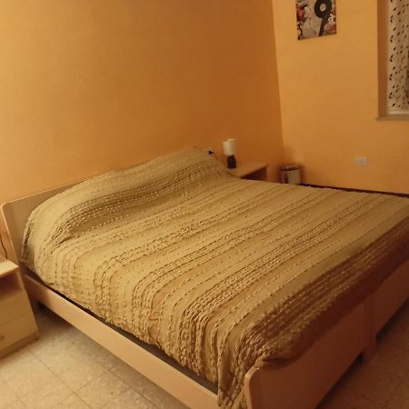 Casa Arcobaleno Hotell Amelia Eksteriør bilde