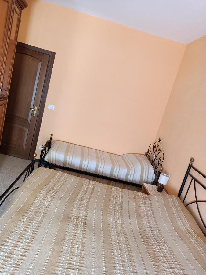 Casa Arcobaleno Hotell Amelia Eksteriør bilde
